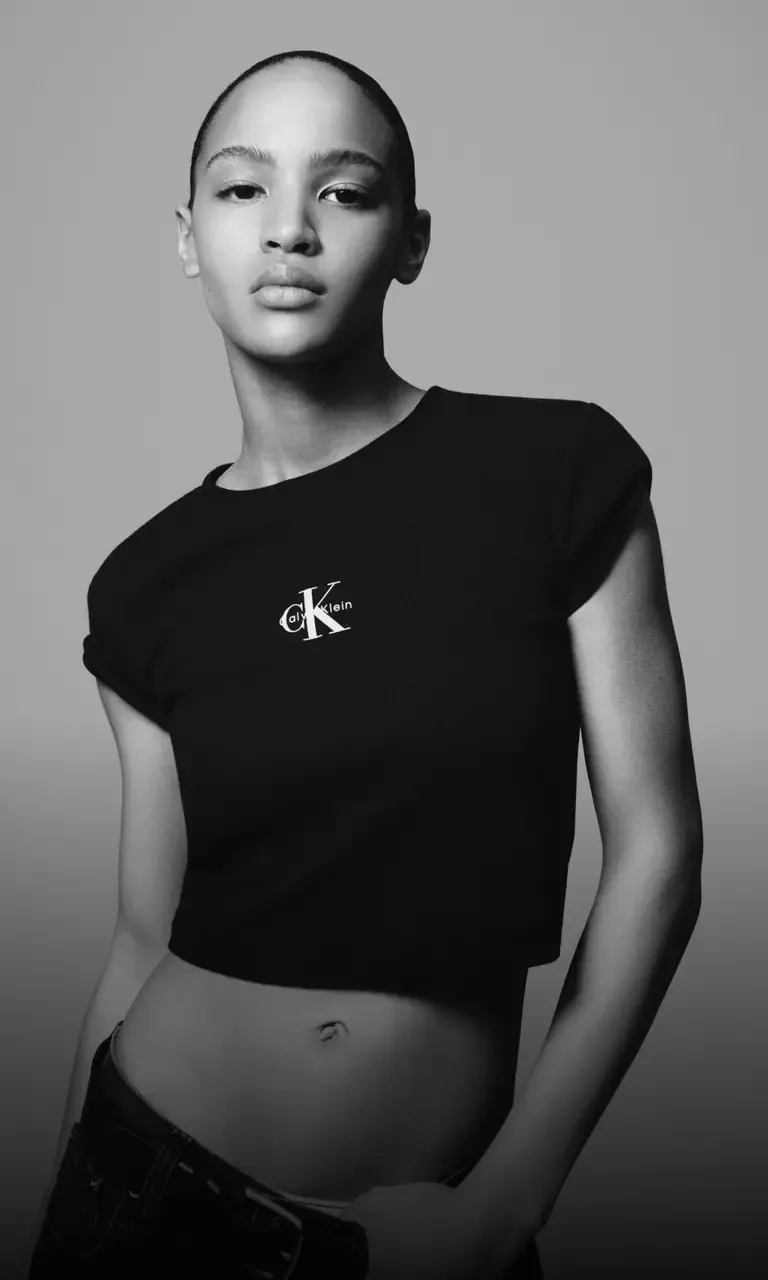 CK Female T Shirt | Short - Image 1